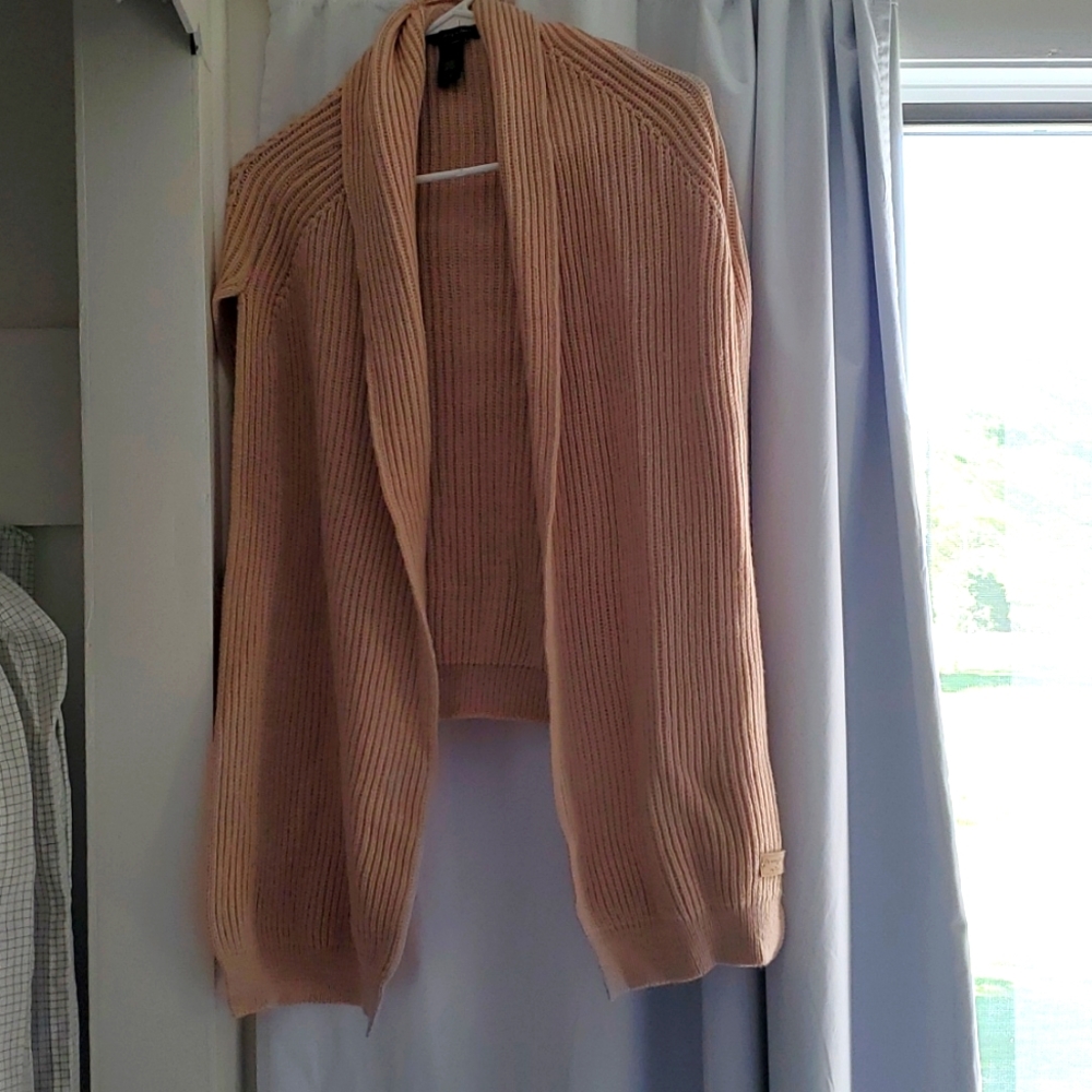 Shall sweater